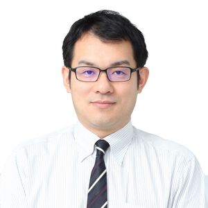 横井 晃弘